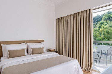 Family Room Premier Guestroom with Inland View