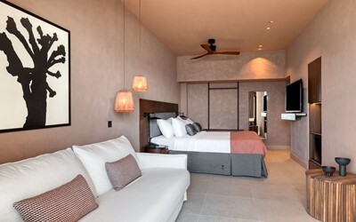 Family Suite Sapphire Sublime with Swim Up Pool for 2 Persons Max 3 Adults or 2 Chd HB