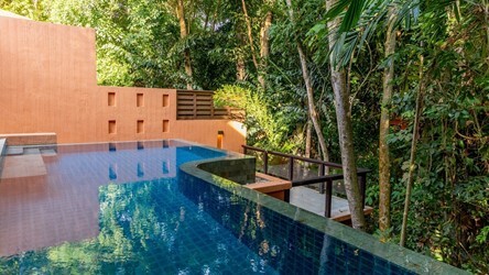 1-Bedroom Family Suite Garden View