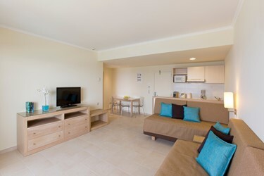 Deluxe Apartment Suite Garden View