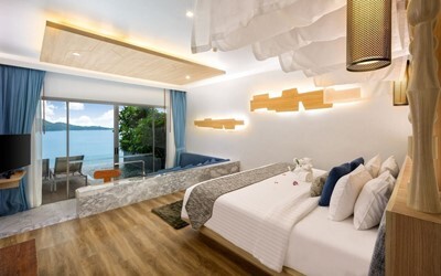 Double Pool Access Ocean View