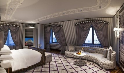 Queen Room with Sea View