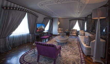 Queen Room with Sea View