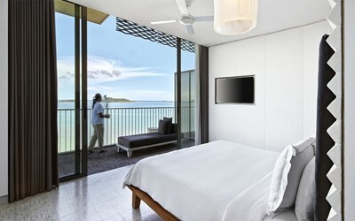 Bay Suite