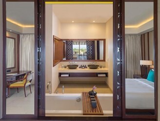 Deluxe Ocean View Room