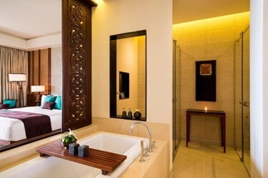 Deluxe Ocean View Room