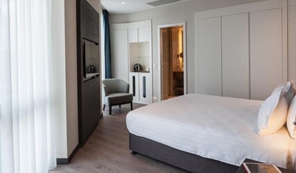 Premier Suite