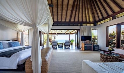 One-Bedroom Suite with Ocean View