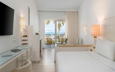 Junior Bungalow Suite Sea Front