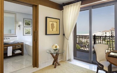 Partial Sea View Twin