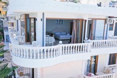 Queen Suite