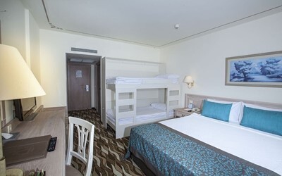 Bunkbed Side Sea View