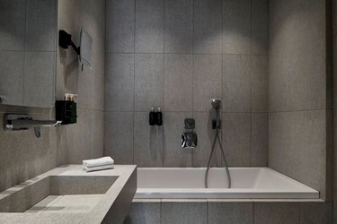 Executive Suite Sea Front with Jacuzzi