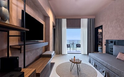 Family Room 2 BedRoom Sapphire Suite for 2 Adults Max 6 Pax HB