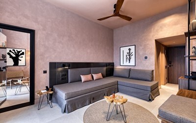 Family Room 2 BedRoom Sapphire Suite for 2 Adults Max 6 Pax HB