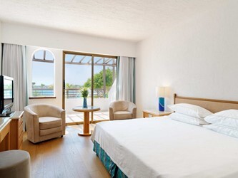 Executive Suite One Bedroom Sea View