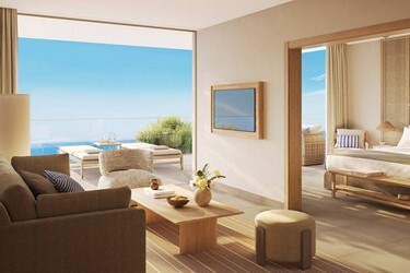 Deluxe 2-Bedroom Bungalow Suite Balcony Beachfr.