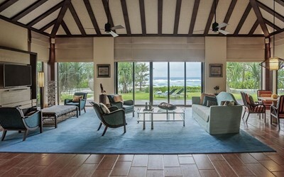 Ritz-Carlton Oceanfront Villa with Private Pool (3 спальни)