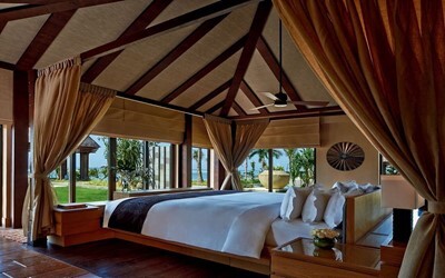 Ritz-Carlton Oceanfront Villa with Private Pool (3 спальни)
