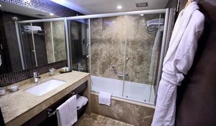 Twin Grand Deluxe Room 