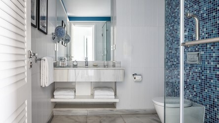 Two Bedrooms Deluxe Beach Suite Sea View