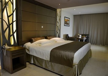 Deluxe Room Side Sea View or Pool View