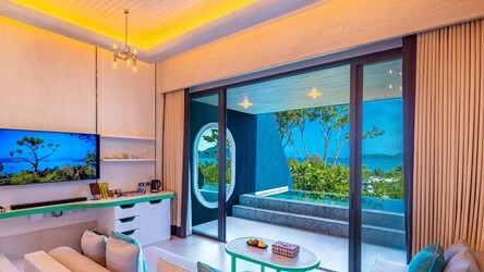 Yaya Ocean Pool Suite