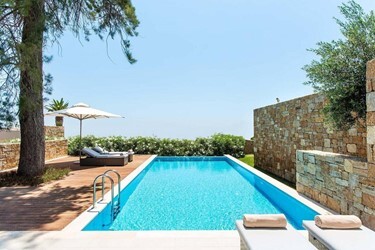 Deluxe 2-Bedroom Bungalow Suite Pr.Pool GV