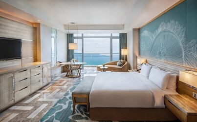 Imperial Club Deluxe Ocean View King Bed Room