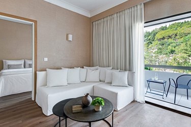 Apartment Family Superior with Inland View