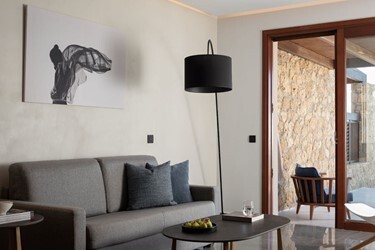 Luxury Suite Sea Front Private Pool