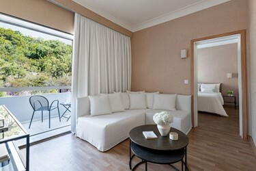Apartment Family Grand with Inland View