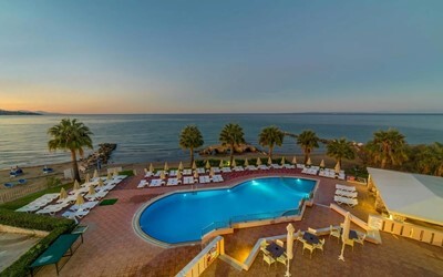 Suite Balcony or Terrace, Deluxe, Garden