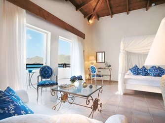 Bungalow Family 1st Row Suite Marin Bay Side Sea View