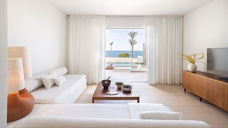 Amirandes 2-Bedroom Dream Villa With Courtyard, Sea View & Private Pool