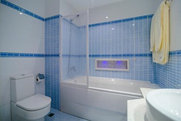 Studio Deluxe