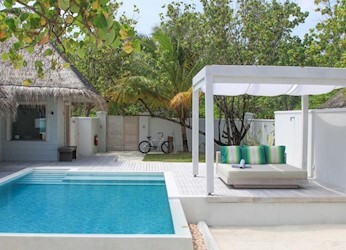Retreat Beach Pool Villa