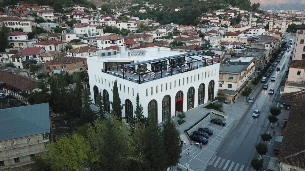 Готель Portik Hotel 4*