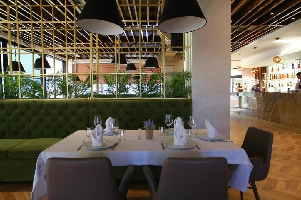 Фото Portik Hotel 4*