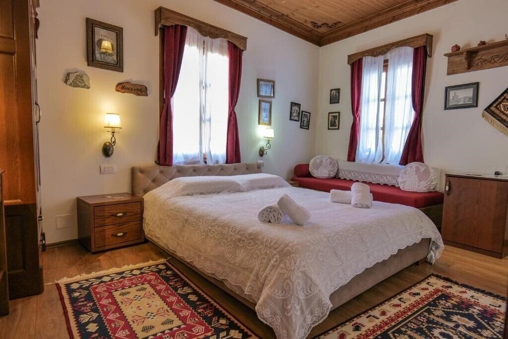 Фото Bineri Hotel 4*
