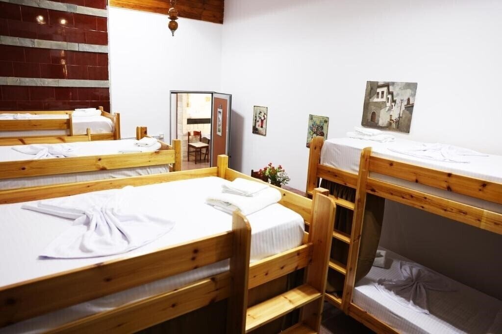 Фото Univers Hotel 4*