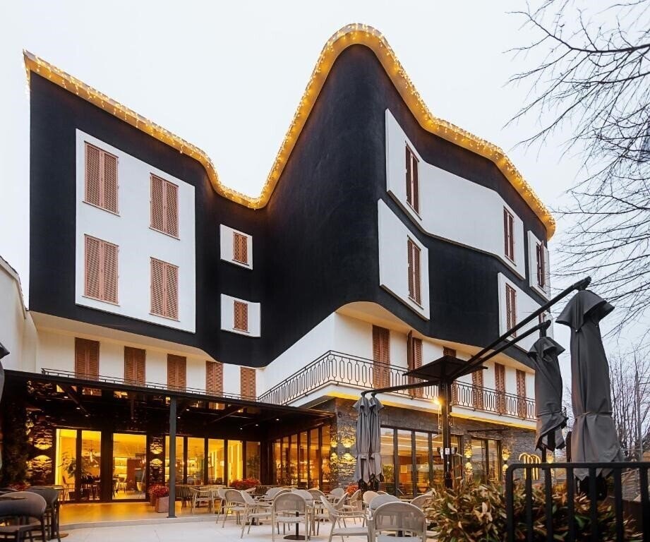 Готель Park Plazza 4*