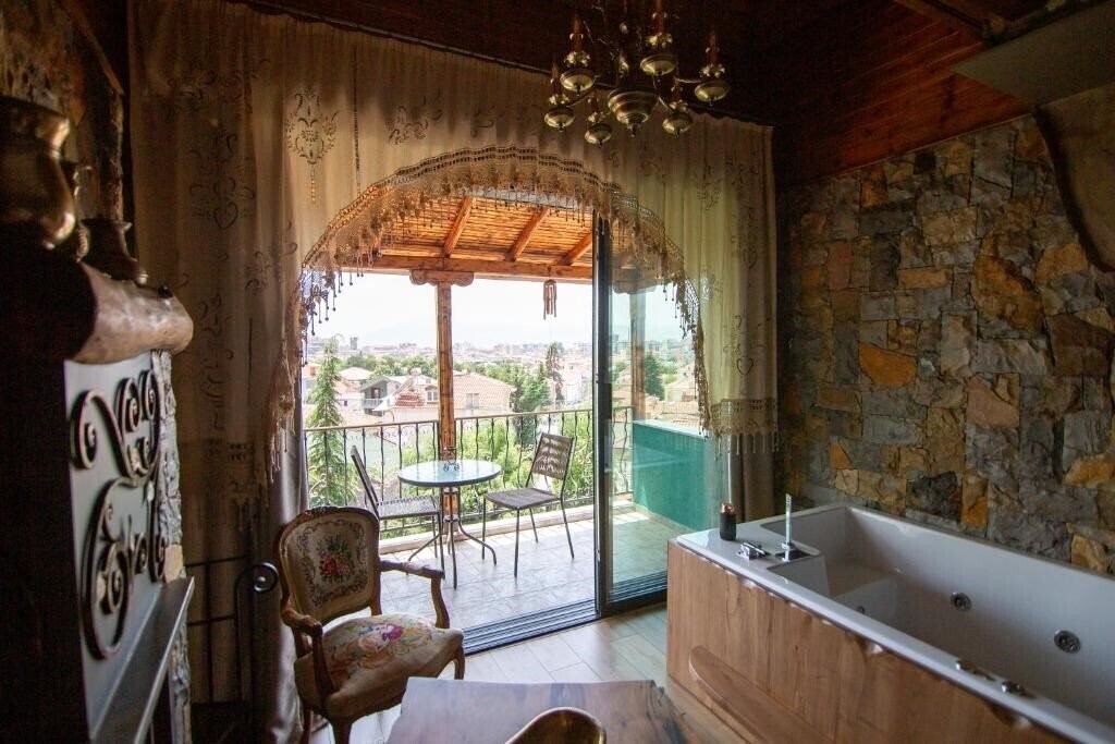Фото Vila Eden Boutique Hotel 3*