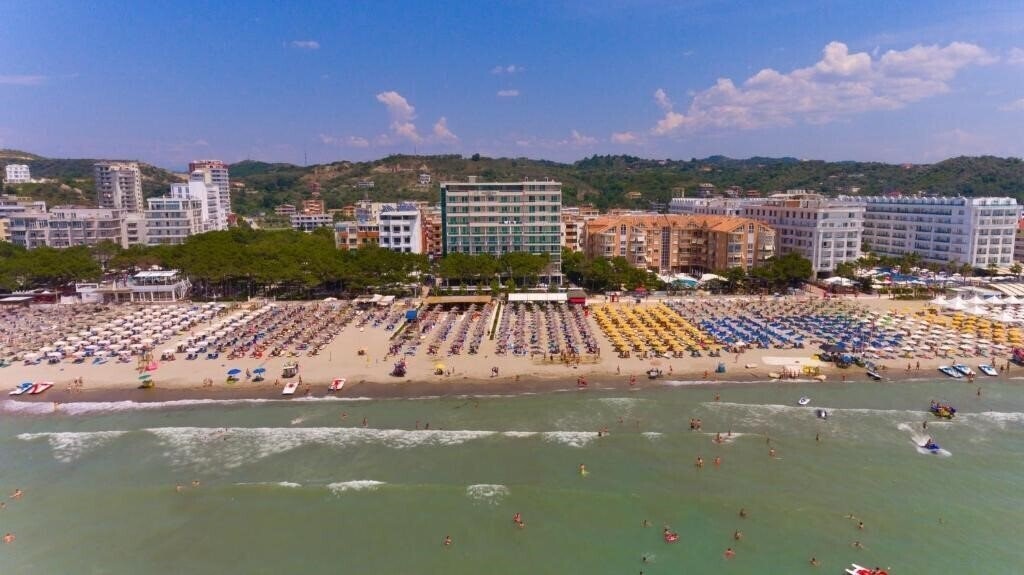 Готель Albanian Star Hotel 4*