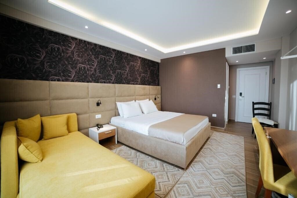 Фото Albanian Star Hotel 4*