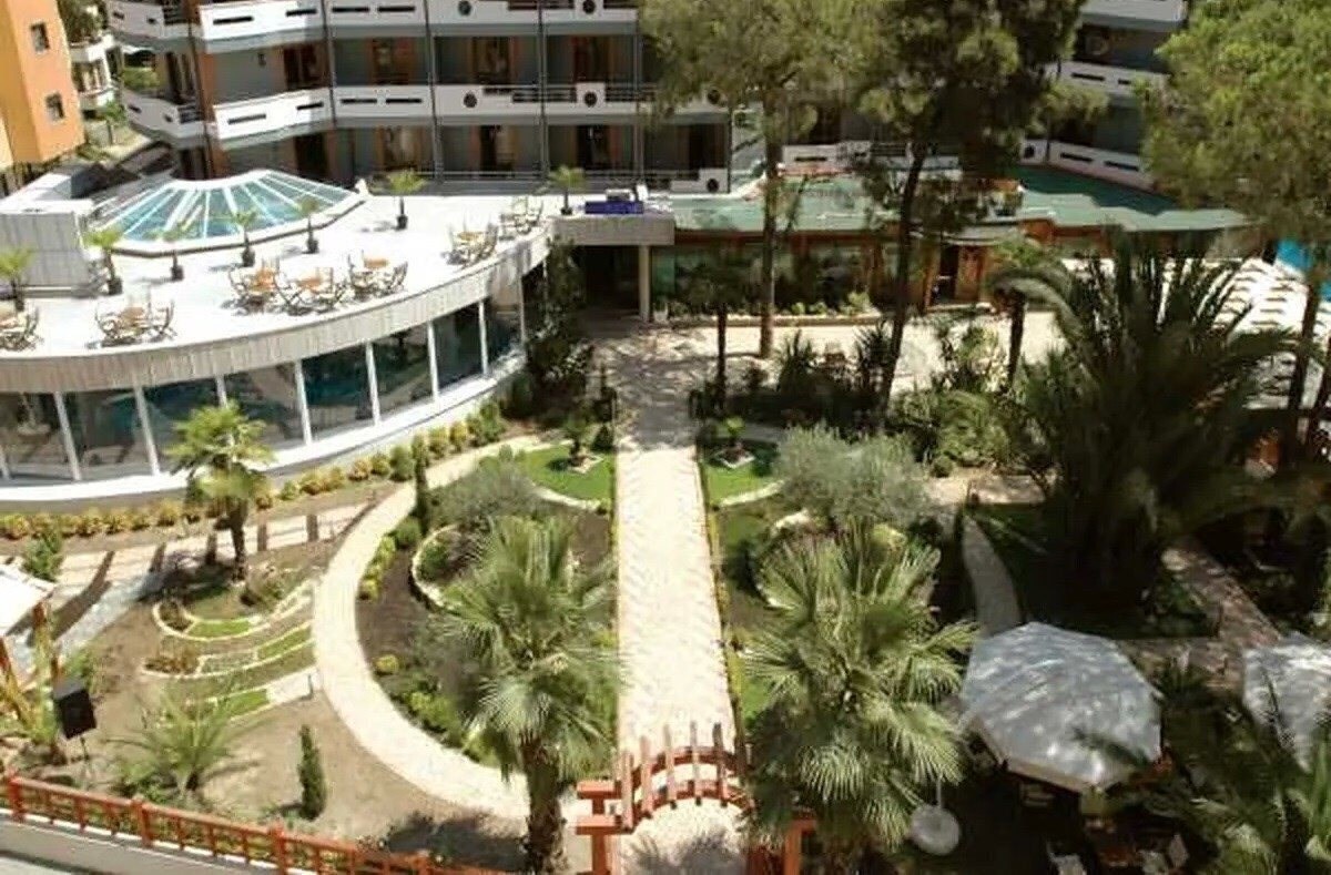 Фото California 4*