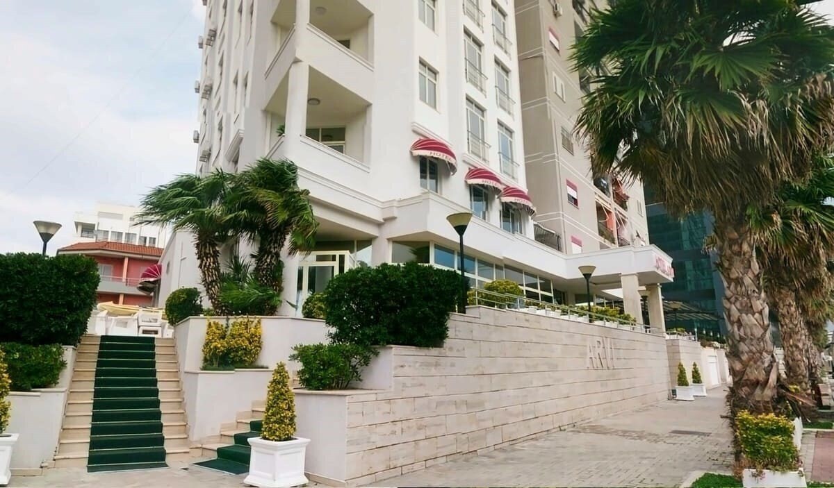 Готель Hotel Arvi 4*