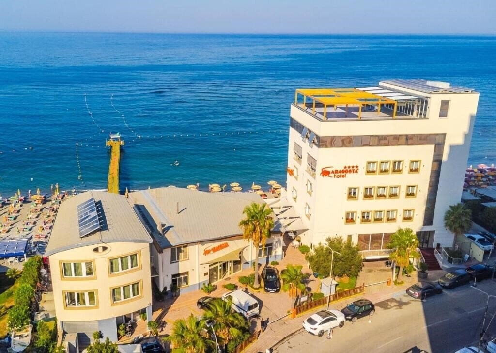 Готель Hotel Aragosta 4*