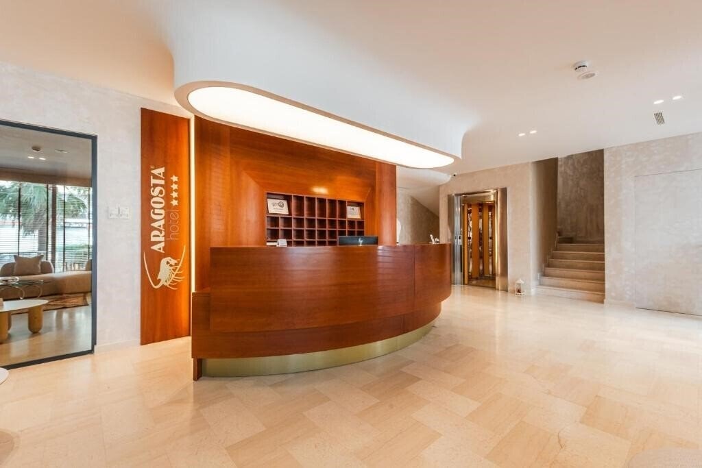 Фотографія Hotel Aragosta 4*