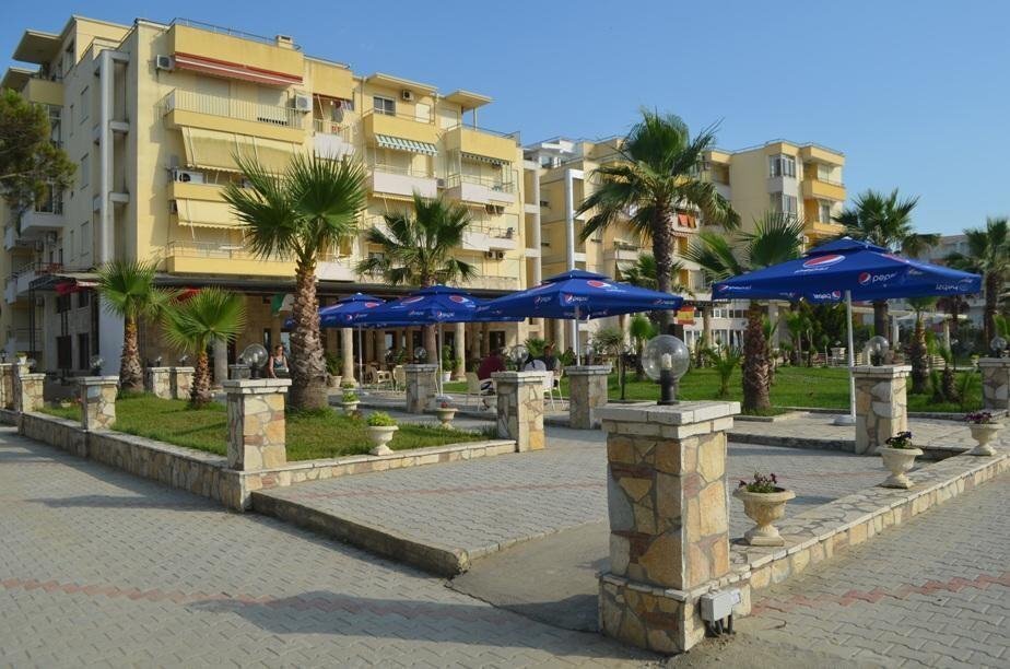 Готель Hotel Royal Park 3*